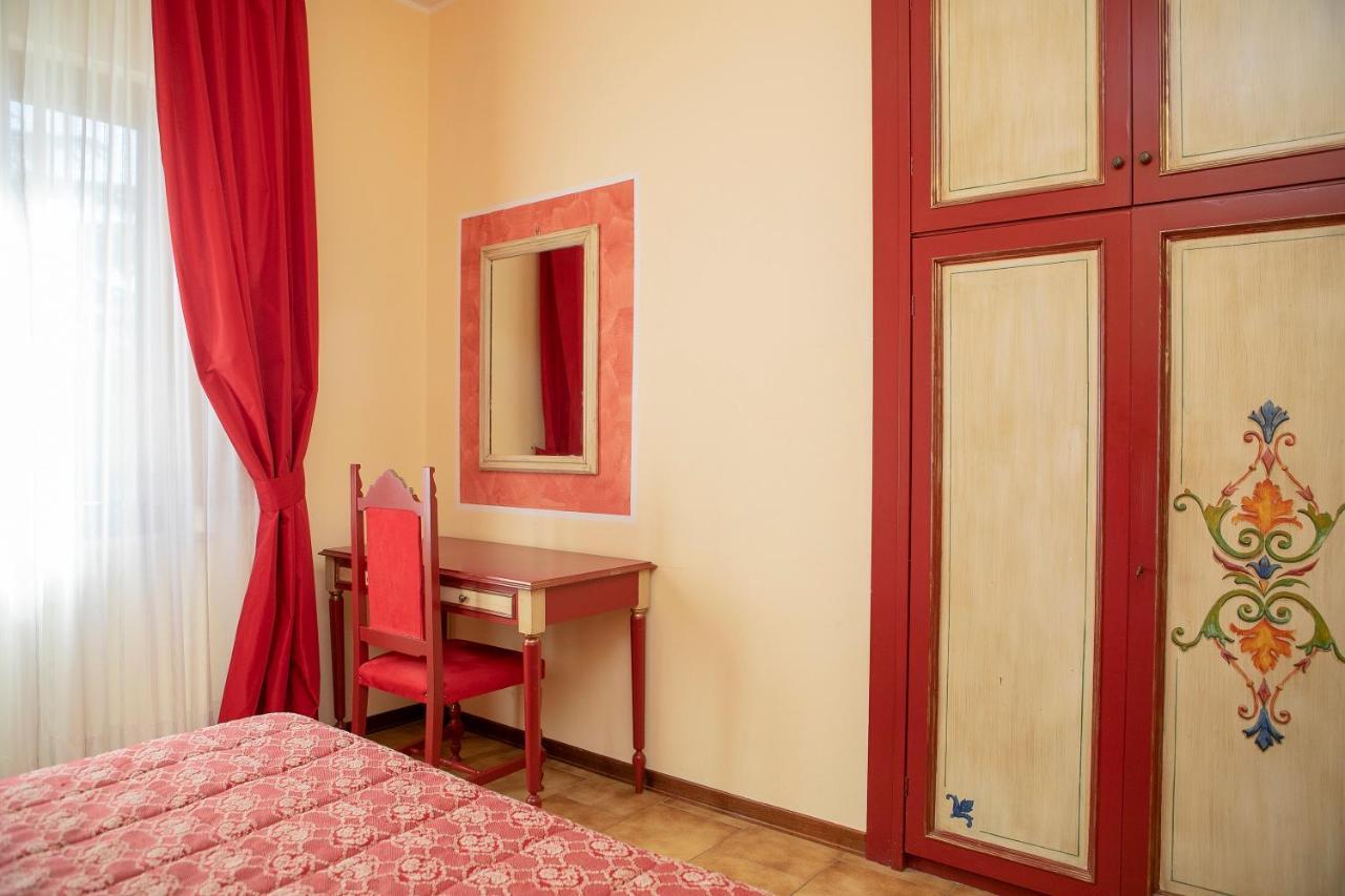 Hotel Fiordigigli ラクイラ エクステリア 写真