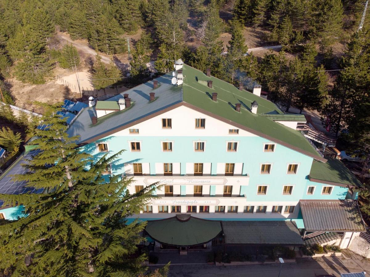 Hotel Fiordigigli ラクイラ エクステリア 写真