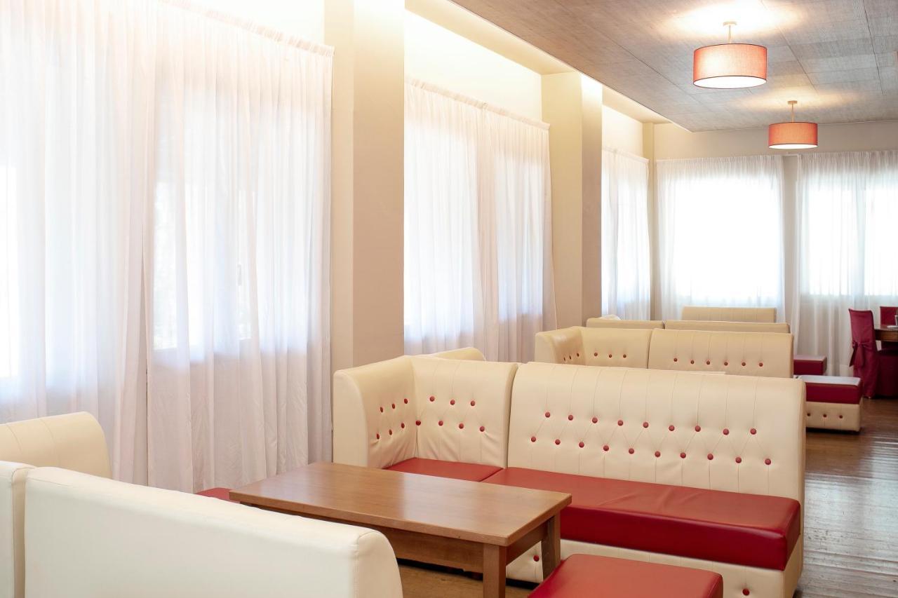 Hotel Fiordigigli ラクイラ エクステリア 写真