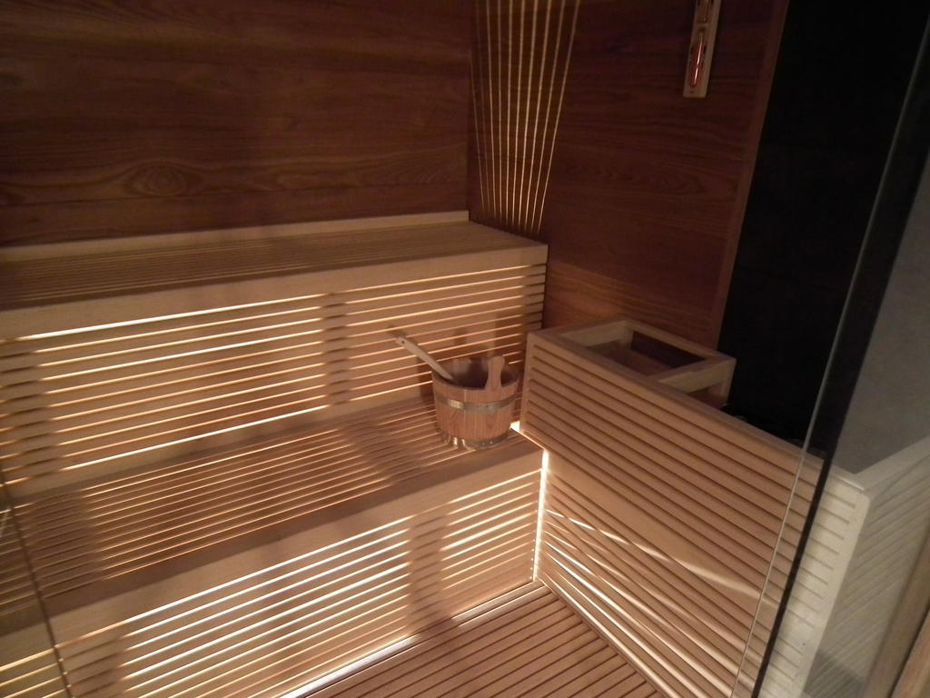 Hotel Fiordigigli ラクイラ エクステリア 写真